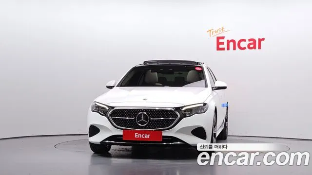 Mercedes-Benz E-Класс 2025 thumb 3