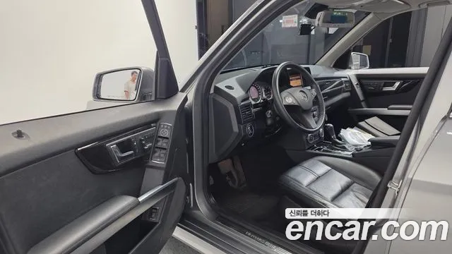 Mercedes-Benz GLK-Class 2011 thumb 10