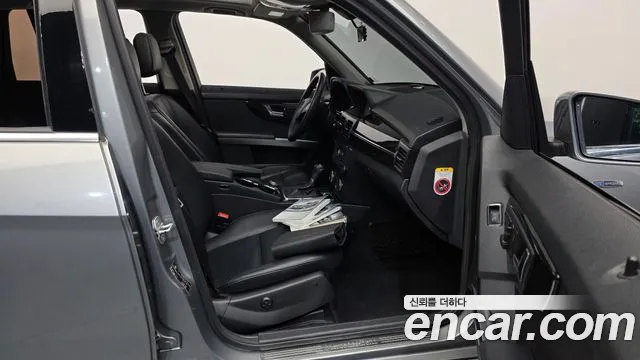 Mercedes-Benz GLK-Class 2011 thumb 11