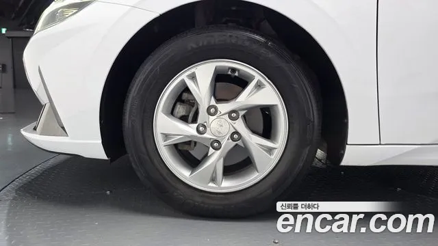 Hyundai Avante 2022 thumb 4