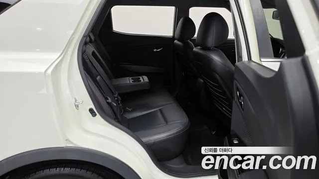 KG_Mobility_Ssangyong TIBOLI 2016 thumb 11