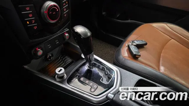 KG_Mobility_Ssangyong TIBOLI 2017 thumb 9