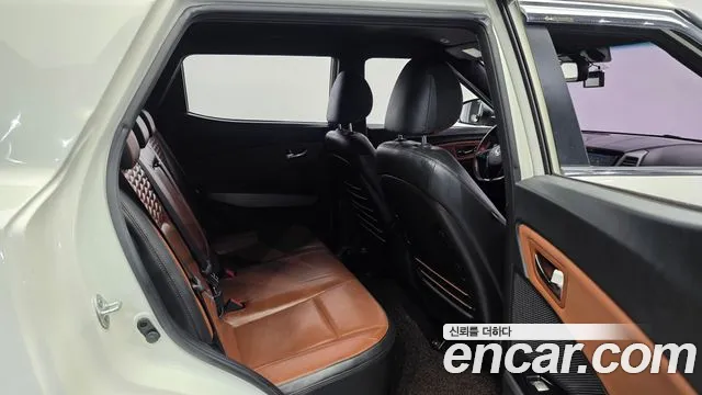KG_Mobility_Ssangyong TIBOLI 2017 thumb 12