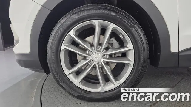 Hyundai Santa Fe 2016 thumb 5