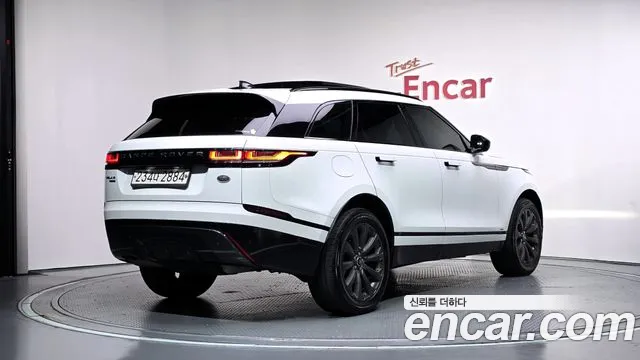 Land Rover Range Rover Velar 2019 thumb 2