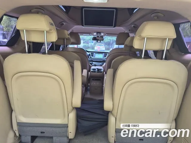 Kia Carnival 2019 thumb 7