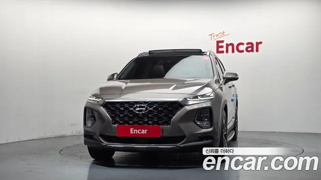 Hyundai Santa Fe 2018 thumb 3