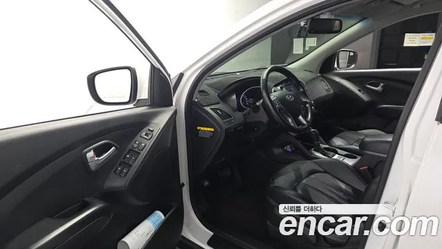 Hyundai Tucson 2014 thumb 10