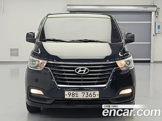 Hyundai Starex 2020 thumb 2