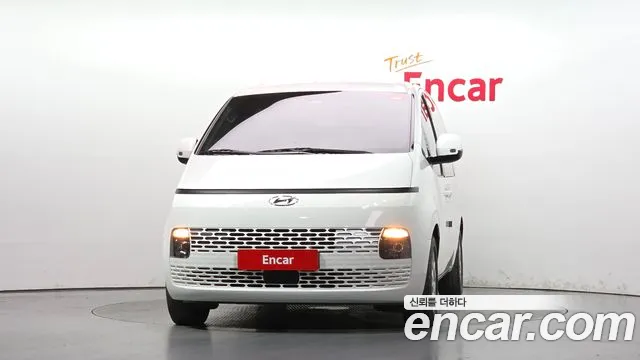 Hyundai Staria 2021 thumb 3