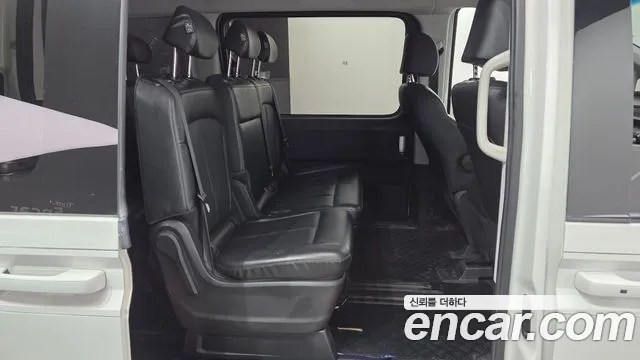 Hyundai Staria 2021 thumb 11