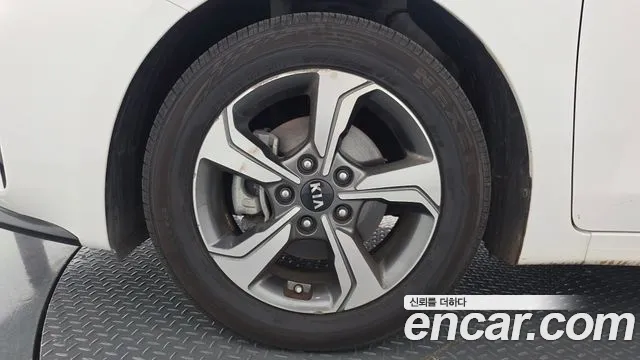 Kia K3 2018 thumb 5