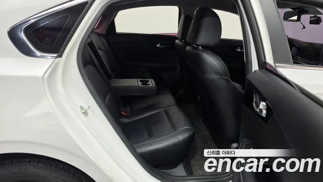 Kia K3 2018 thumb 11