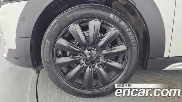 MINI Countryman 2023 thumb 5