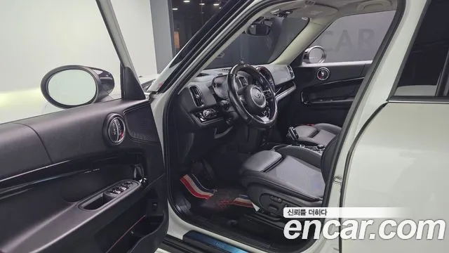 MINI Countryman 2023 thumb 10