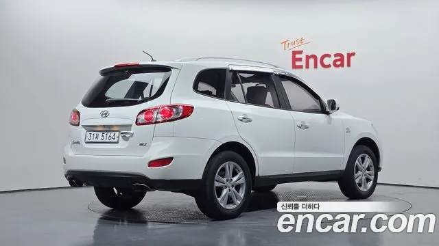 Hyundai Santa Fe 2009 thumb 2
