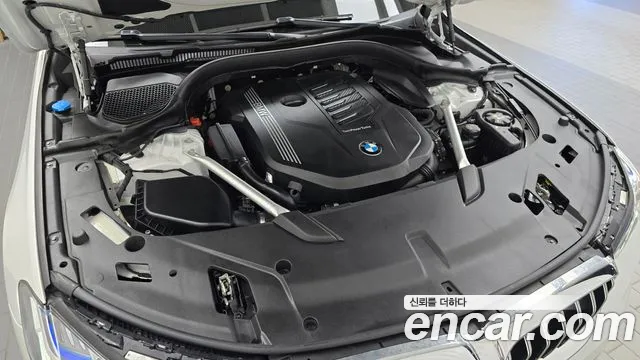 BMW Gran Turismo 2024 thumb 6