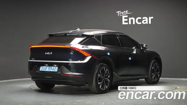 Kia EV6 2021 thumb 2