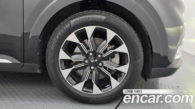 Kia Carnival 2020 thumb 5