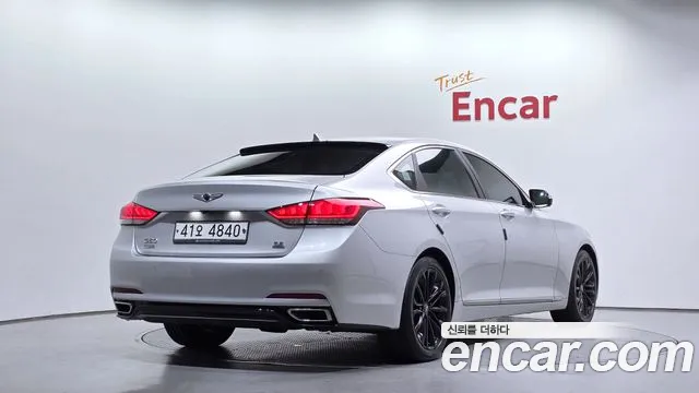 Hyundai Genesis 2014 thumb 2
