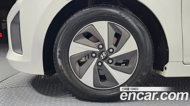 Hyundai IONIQ 6 2016 thumb 5