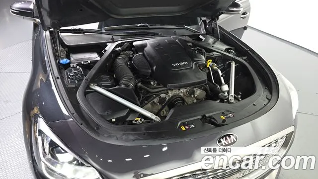 Kia K9 2018 thumb 6