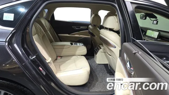 Kia K9 2018 thumb 12