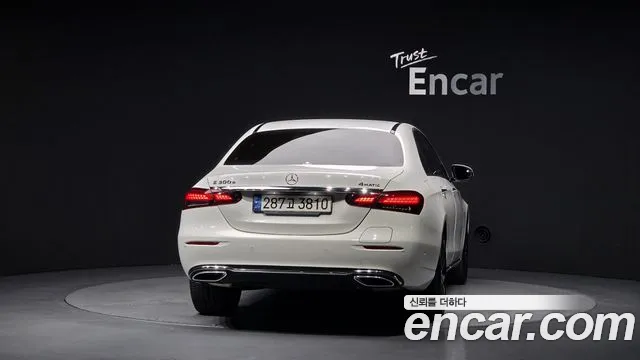 Mercedes-Benz E-Класс 2021 thumb 4