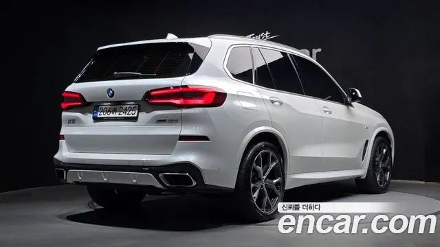 BMW X5 2022 thumb 2