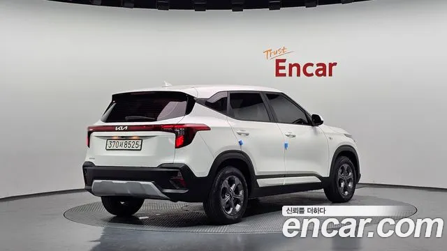 Kia Seltos 2022 thumb 2