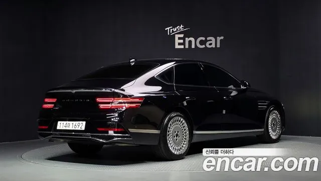 Genesis G80 2024 thumb 2