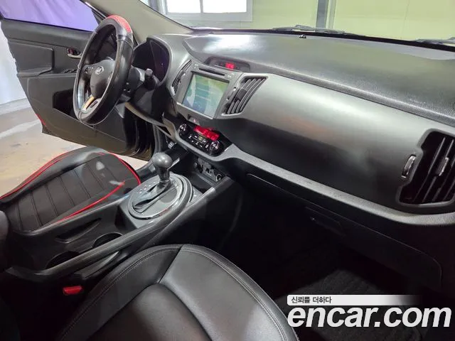 Kia Sportage 2013 thumb 10