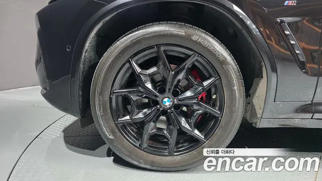 BMW X4 2022 thumb 4