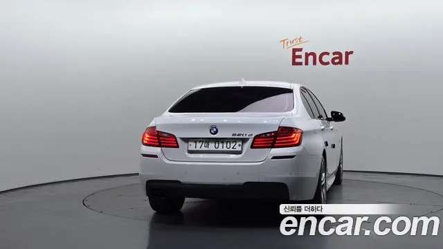 BMW 5-Series 2016 thumb 4