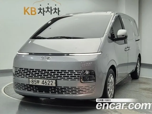 Hyundai Staria 2021 thumb 2