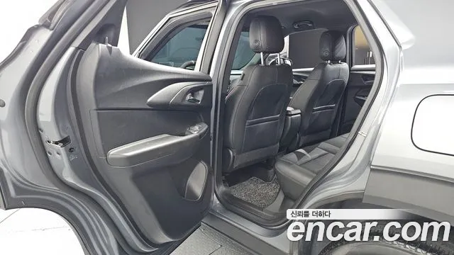 ChevroletGMDaewoo TrailBlazer 2020 thumb 12