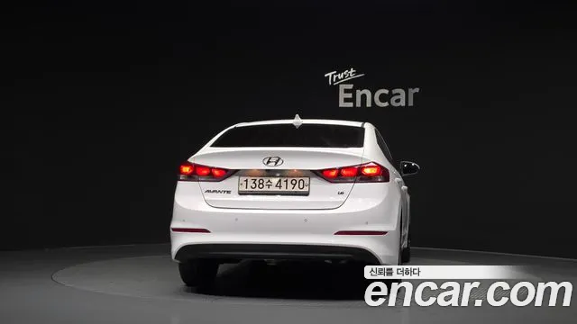 Hyundai Avante 2018 thumb 3