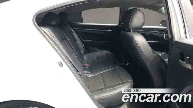 Hyundai Avante 2018 thumb 11