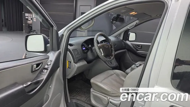 Hyundai Starex 2019 thumb 10