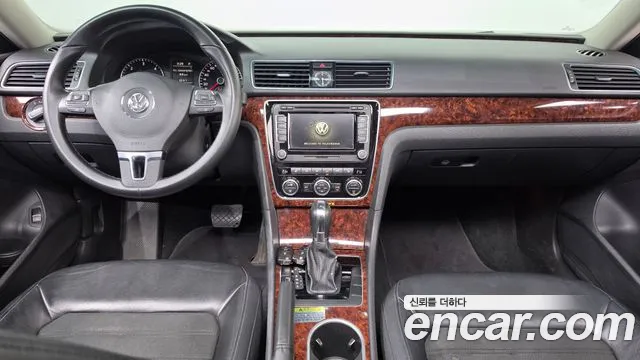 Volkswagen Passat (North America and China) 2013 thumb 7