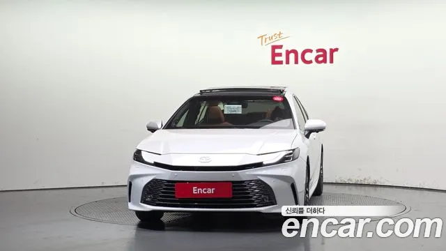 Toyota Camry 2026 thumb 3