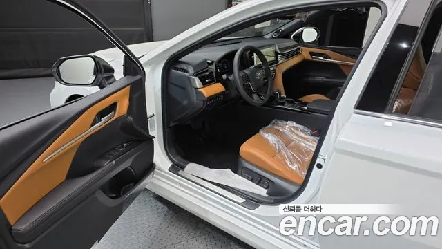 Toyota Camry 2026 thumb 10