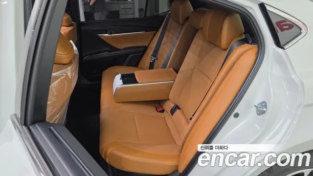 Toyota Camry 2026 thumb 11