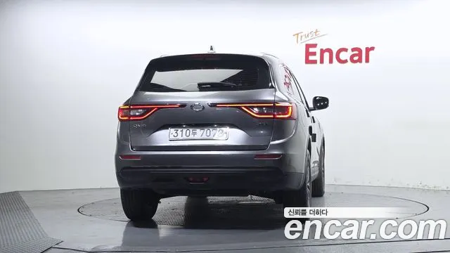Renault-KoreaSamsung Koleos 2016 thumb 4