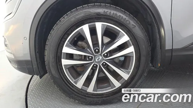 Renault-KoreaSamsung Koleos 2016 thumb 5