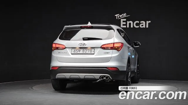 Hyundai Santa Fe 2014 thumb 4