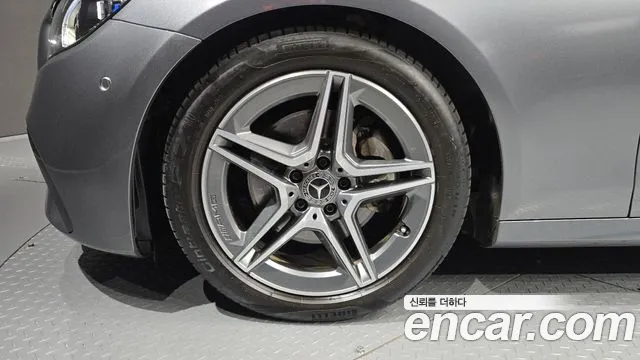 Mercedes-Benz E-Класс 2022 thumb 5