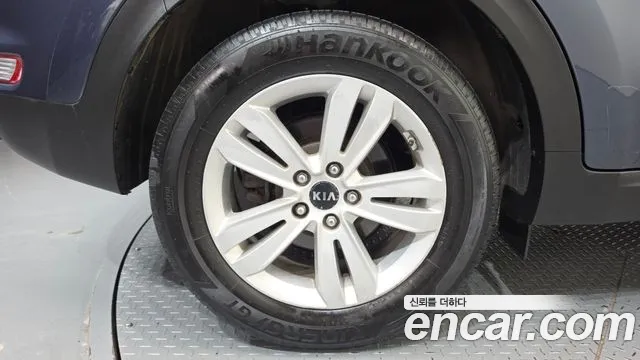 Kia Sportage 2016 thumb 5