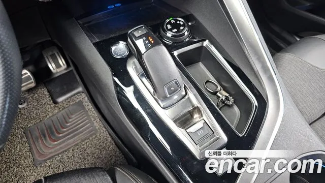 Peugeot 3008 2019 thumb 9