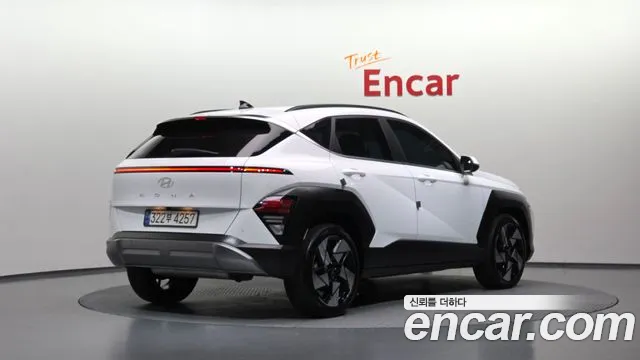Hyundai Kona 2023 thumb 2